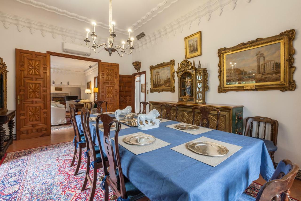 Villa Elvira, Exclusive Pool And Gardens In The Heart Of Sevilla Eksteriør bilde