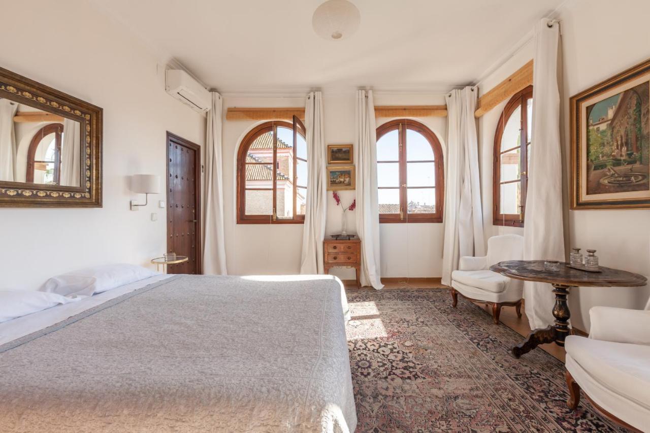 Villa Elvira, Exclusive Pool And Gardens In The Heart Of Sevilla Eksteriør bilde