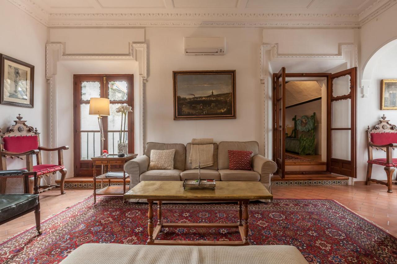 Villa Elvira, Exclusive Pool And Gardens In The Heart Of Sevilla Eksteriør bilde