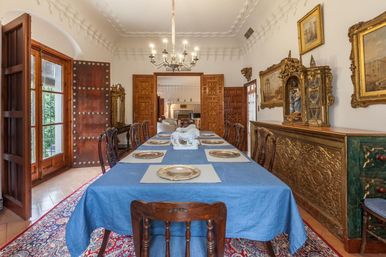Villa Elvira, Exclusive Pool And Gardens In The Heart Of Sevilla Eksteriør bilde